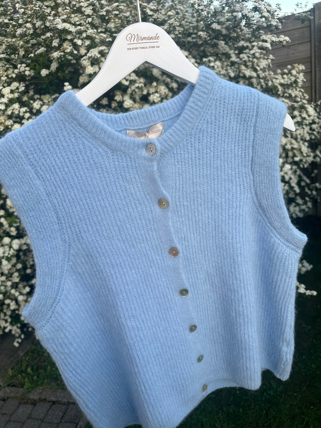 Evelien Alpaca Sleeveless Vest Sky Blue