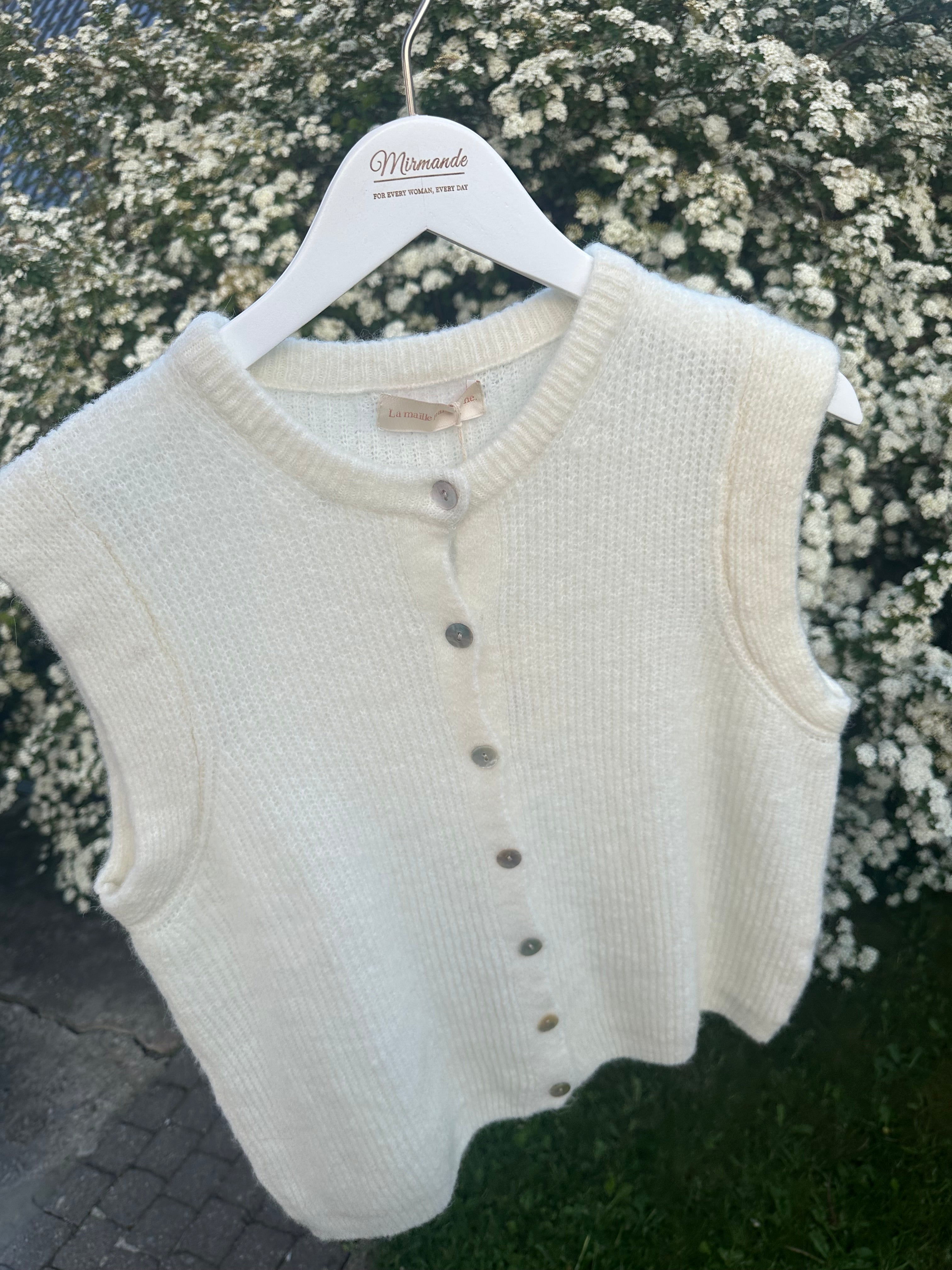 Evelien Alpaca Sleeveless Vest White
