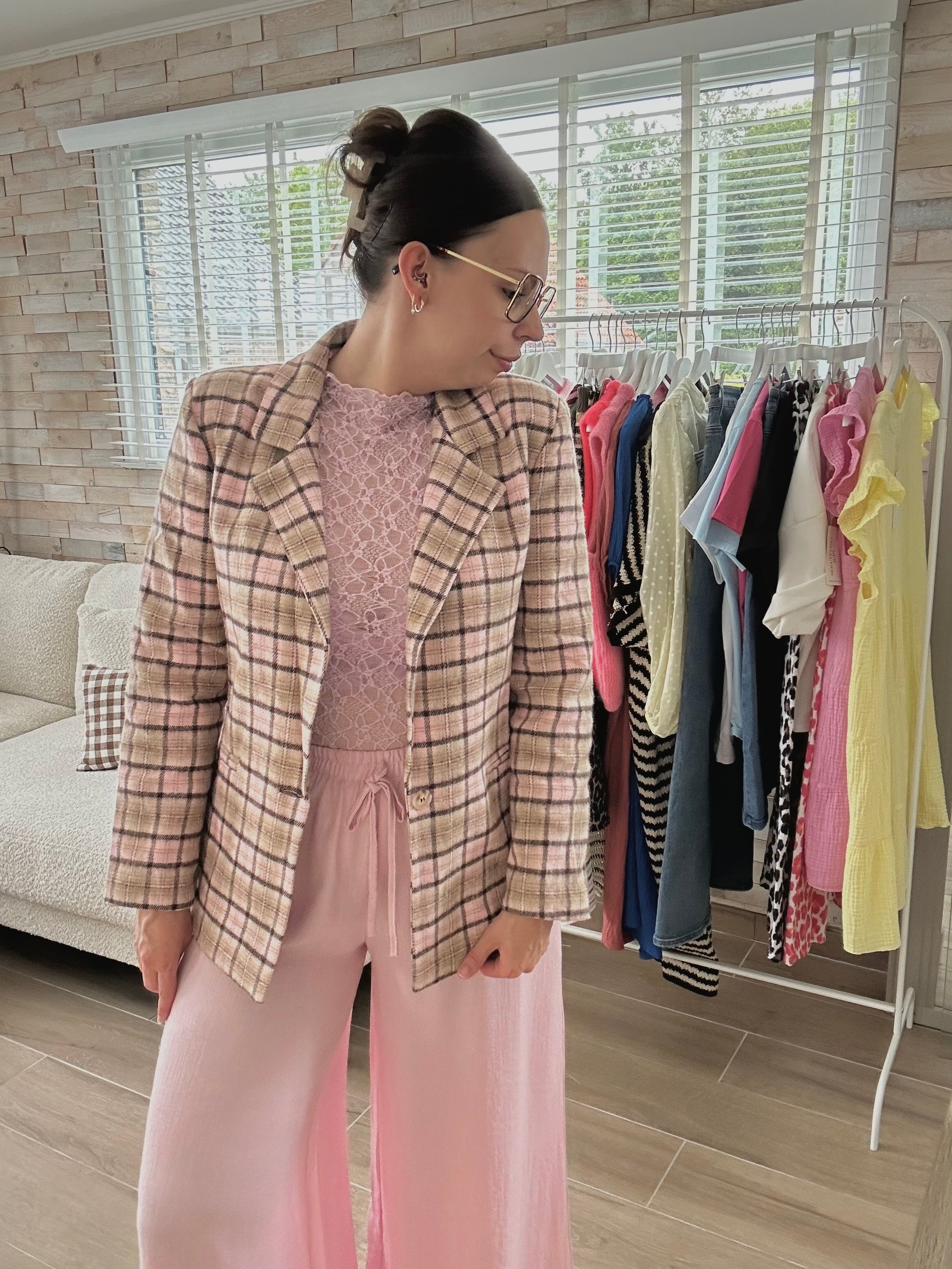 Ann Blazer Pink