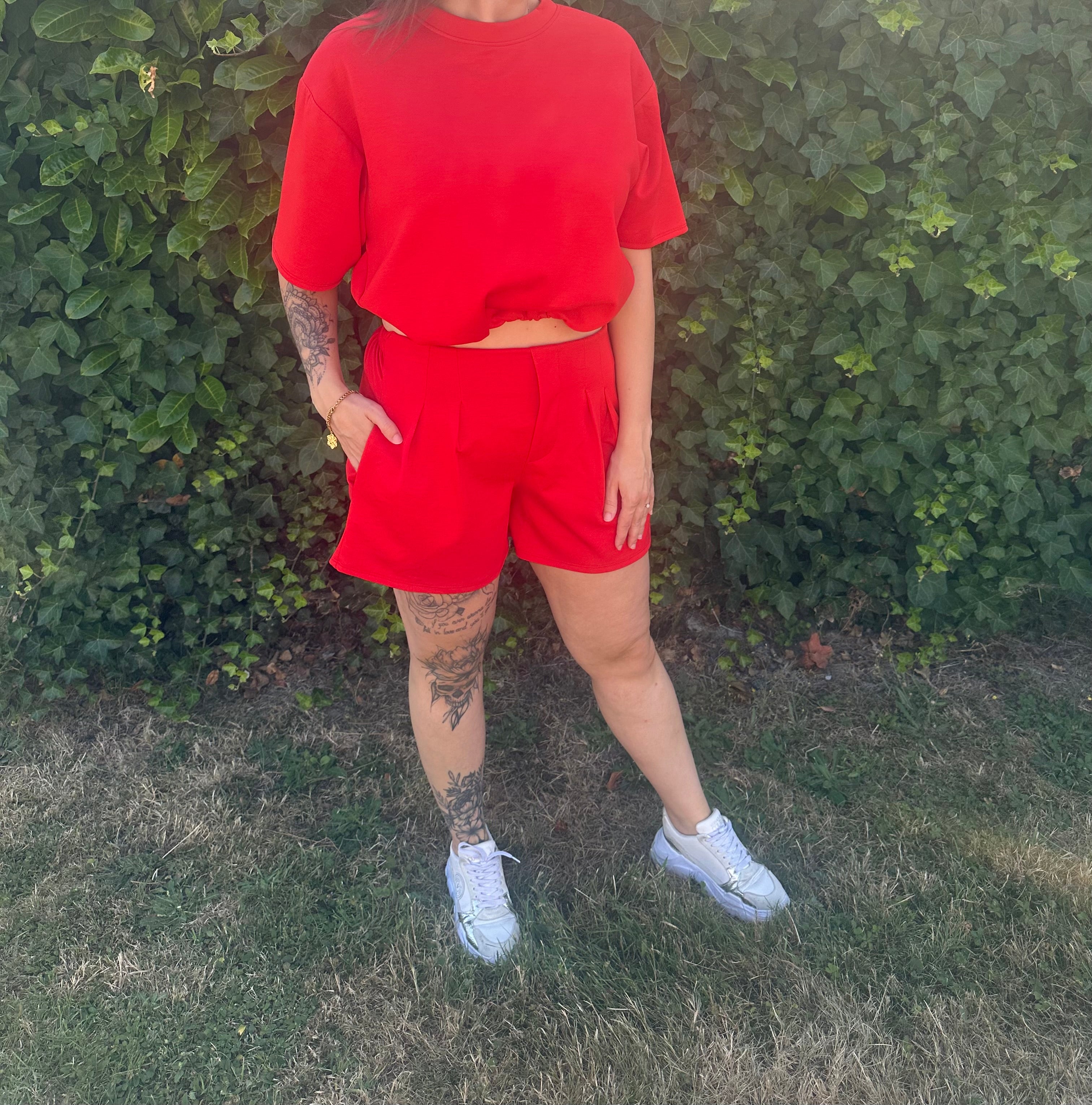 Lynn Set Rood